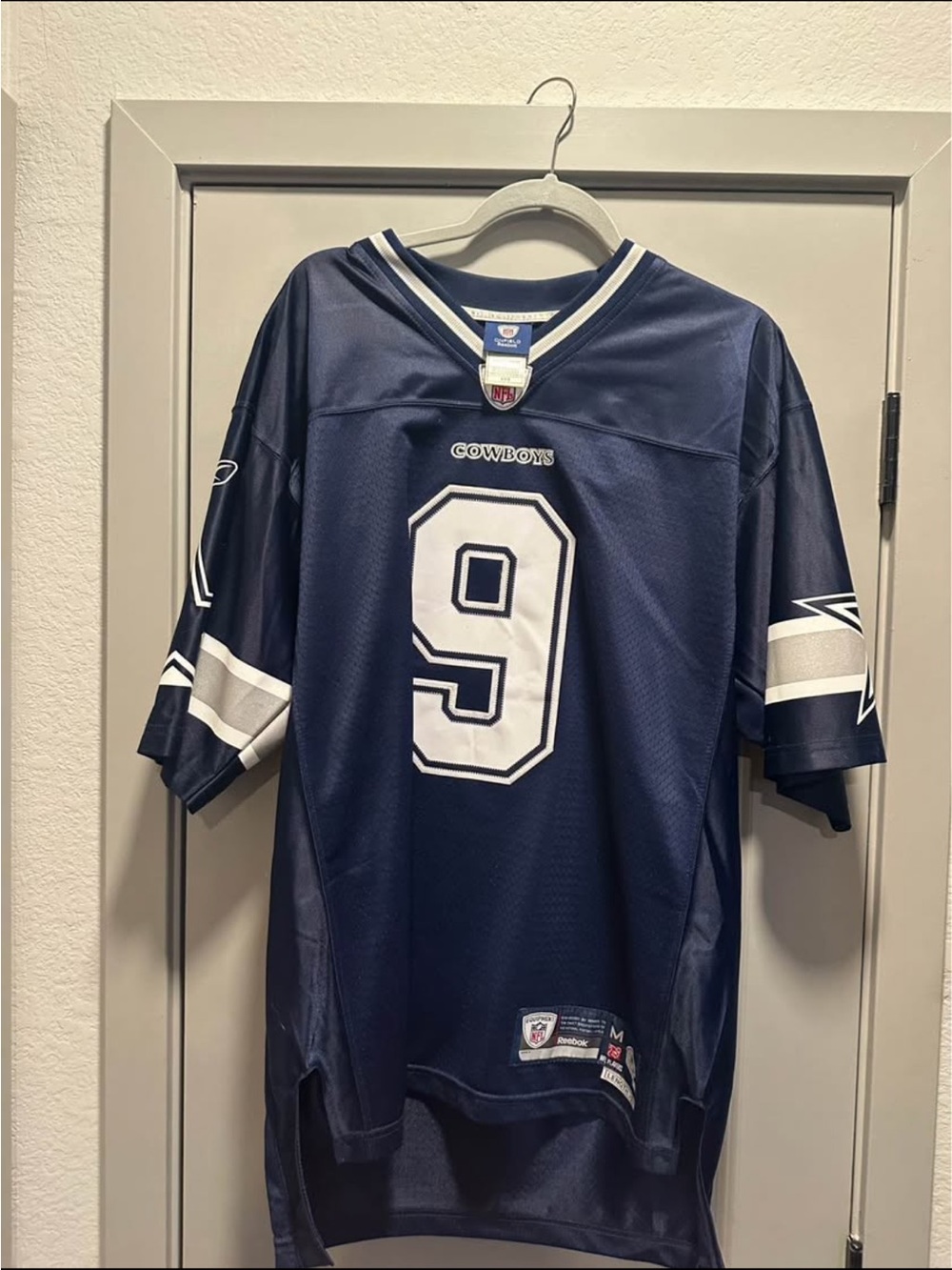 Tony Romo jersey - Picture 1 of 5